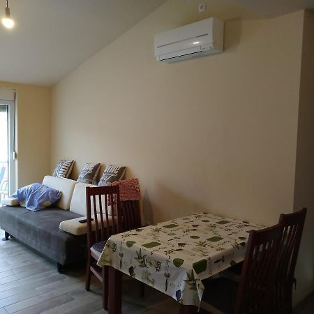 Admiral Apartment Brbinj Екстериор снимка